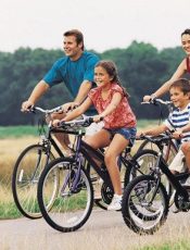 Por qué los niños deberían andar en bicicleta