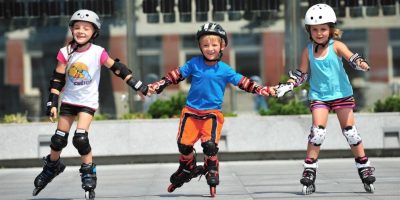 Los beneficios de los patines para niños