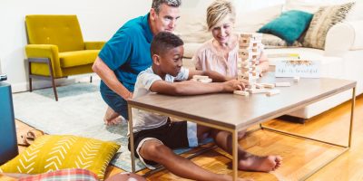 6 principales beneficios de los juegos de mesa para niños